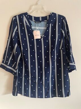 BloomChic Navy and White Printed V-Neck Tunic